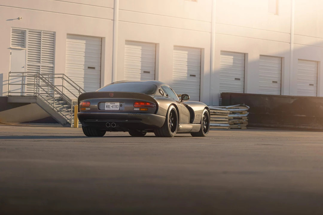 2002 Dodge Viper ACR 2nd Gen - Image 17 of 31