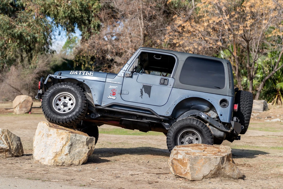 2002 Jeep TJ Wrangler - Image 12 of 31