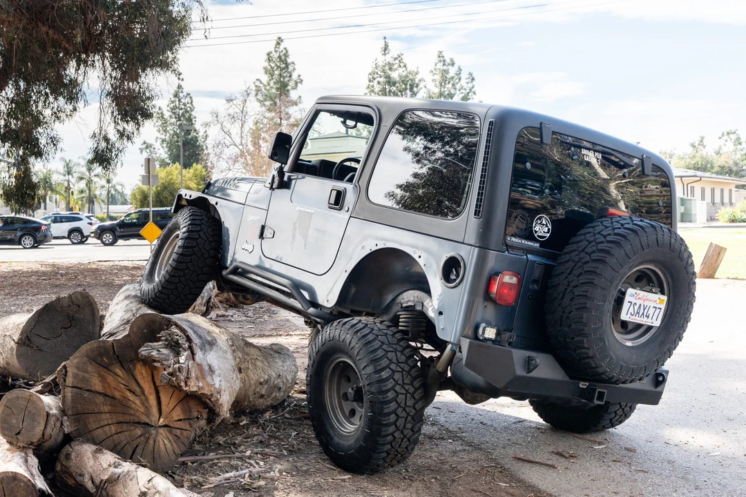 2002 Jeep TJ Wrangler - Image 19 of 31