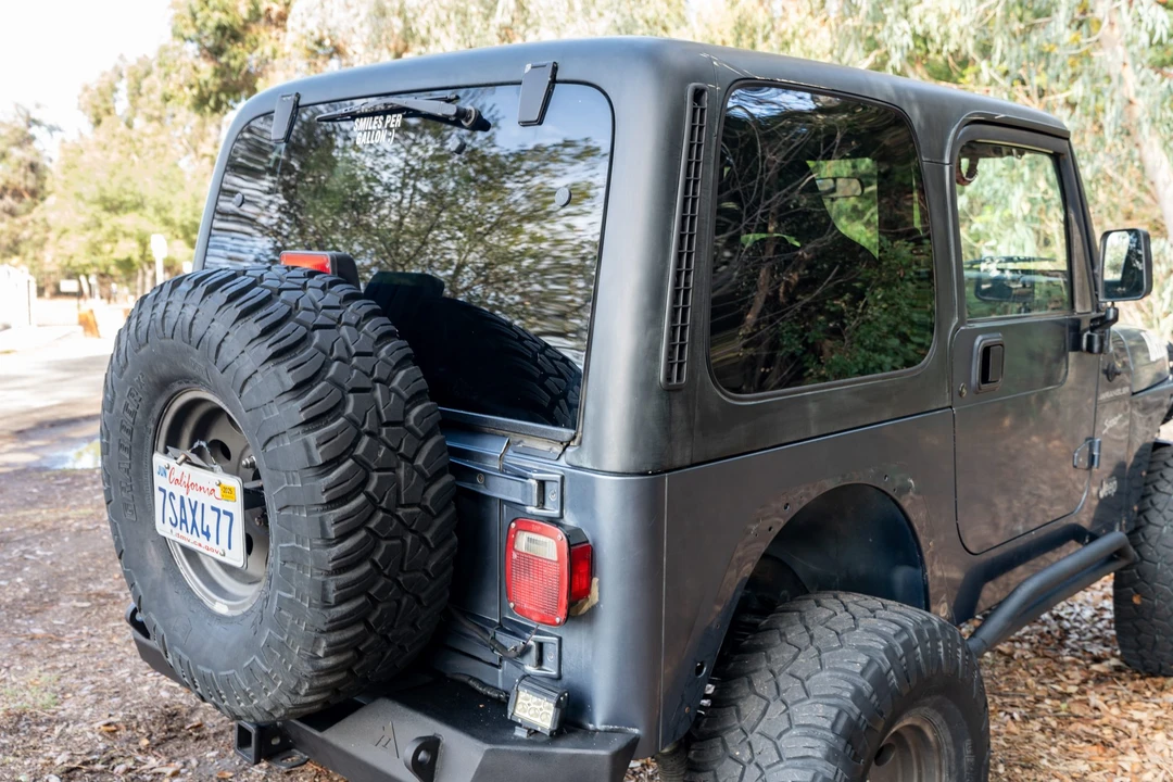 2002 Jeep TJ Wrangler - Image 28 of 31