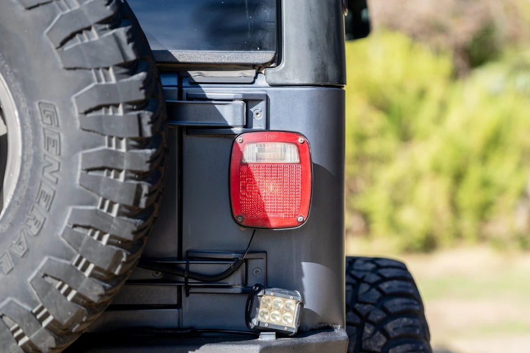 2002 Jeep TJ Wrangler - Image 23 of 31