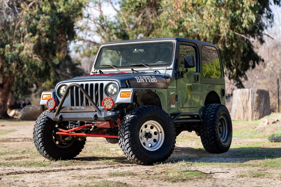 2002 Jeep TJ Wrangler - Image 2 of 31