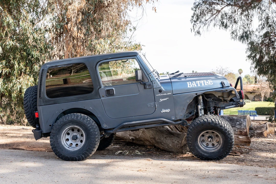 2002 Jeep TJ Wrangler - Image 17 of 31