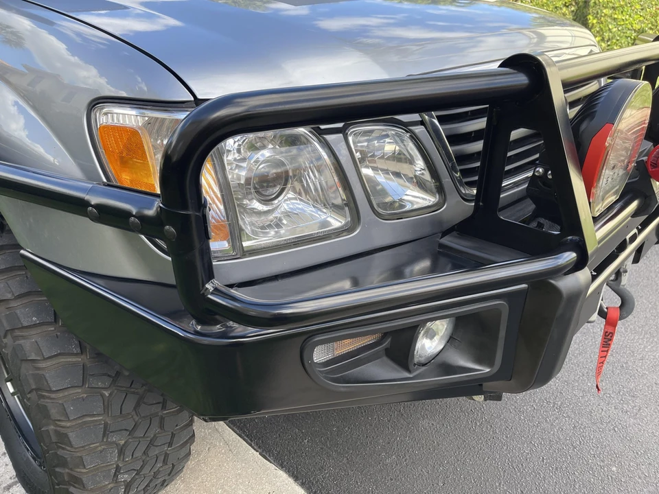 2002 Lexus LX 2nd Gen - Image 26 of 31