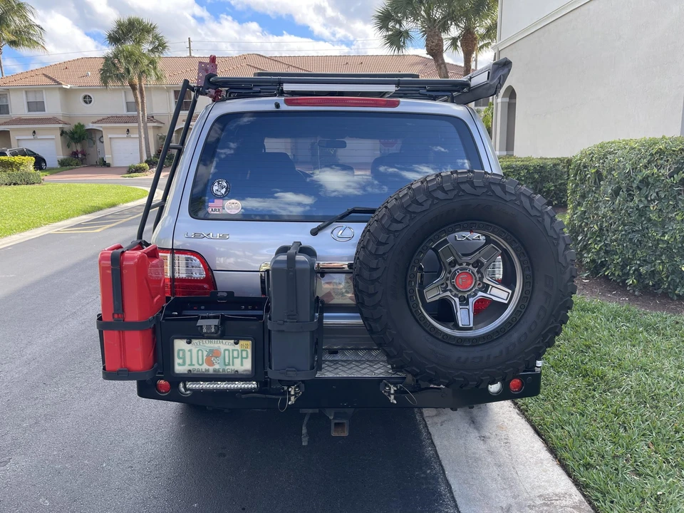 2002 Lexus LX 2nd Gen - Image 20 of 31