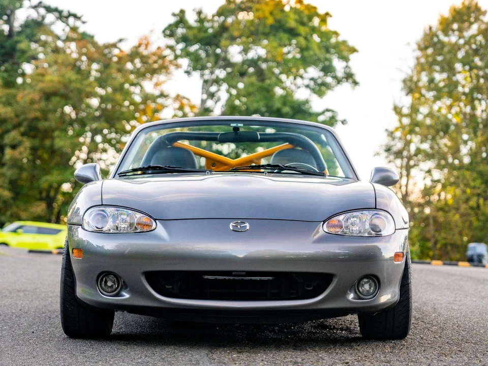 2002 Mazda NB MX-5 Miata - Image 9 of 31