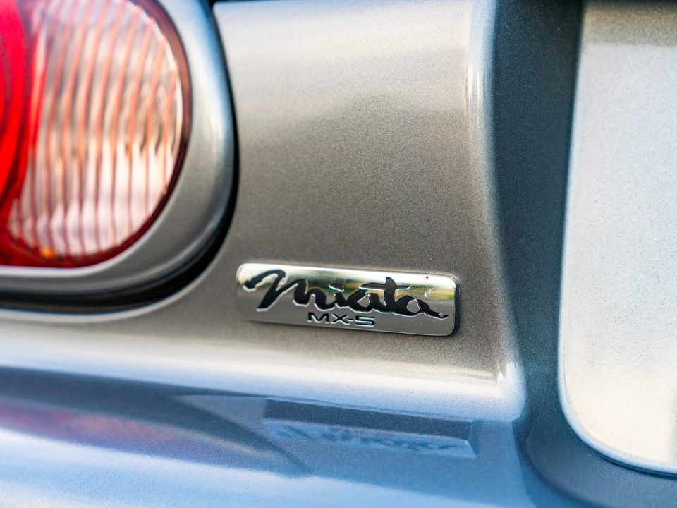 2002 Mazda NB MX-5 Miata - Image 29 of 31