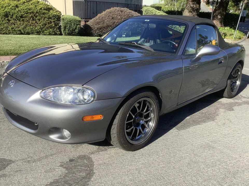2002 Mazda NB MX-5 Miata - Image 3 of 31