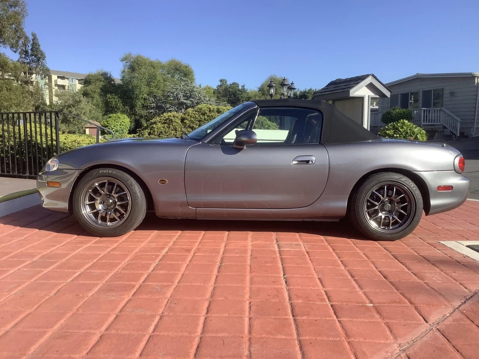 2002 Mazda NB MX-5 Miata - Image 27 of 31
