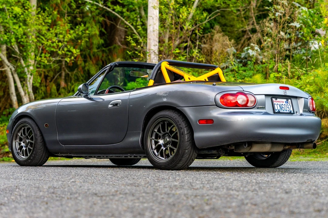 2002 Mazda NB MX-5 Miata - Image 7 of 31