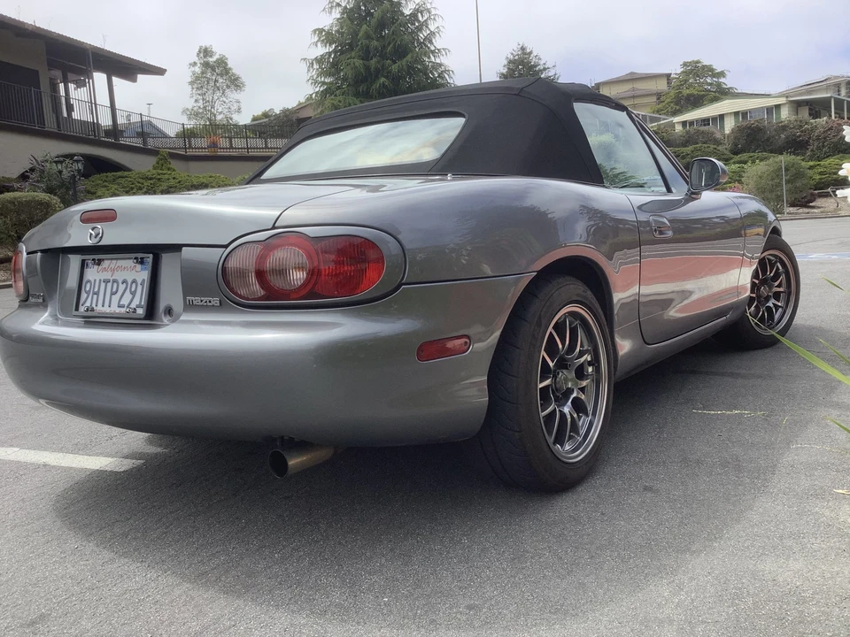 2002 Mazda NB MX-5 Miata - Image 17 of 31
