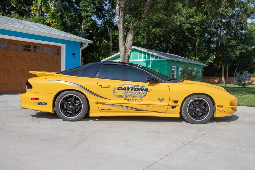 2002 Pontiac Firebird Trans Am 4th Gen - Image 6 of 31