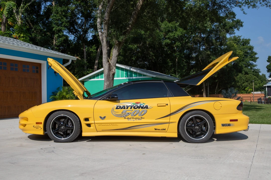 2002 Pontiac Firebird Trans Am 4th Gen - Image 14 of 31