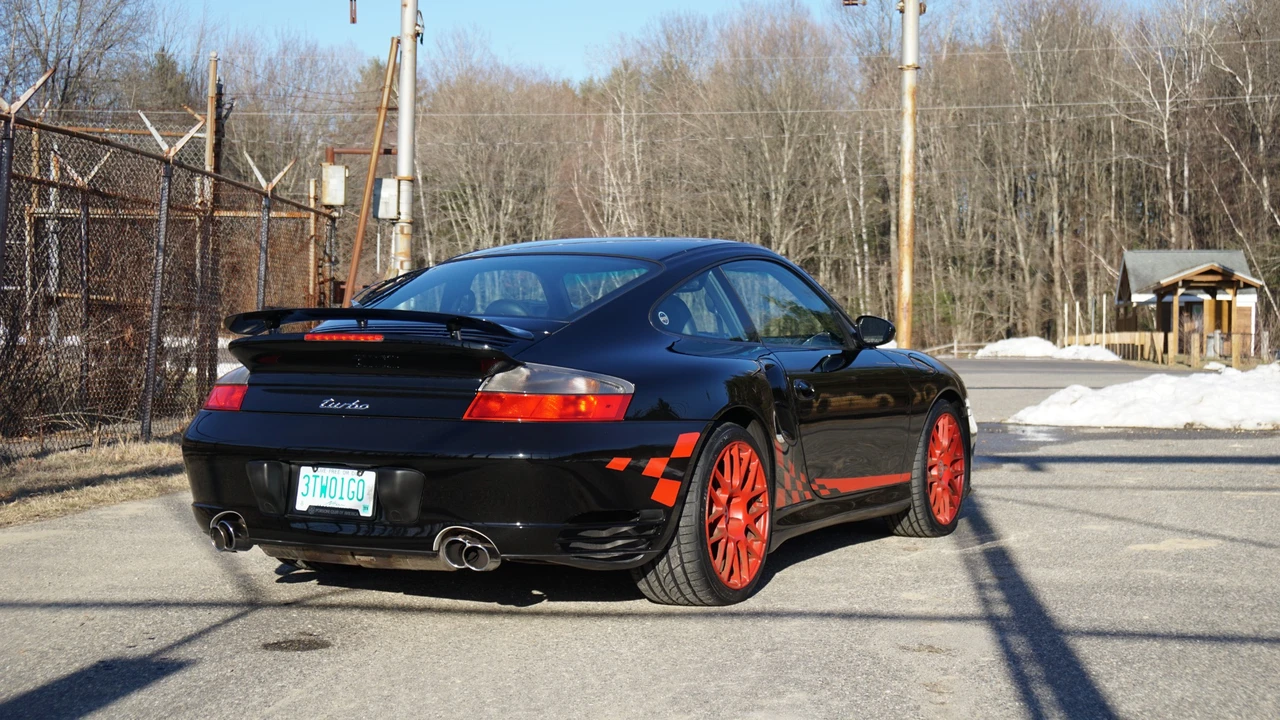 2002 Porsche 996 Turbo - Image 15 of 31