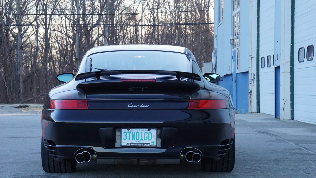 2002 Porsche 996 Turbo - Image 24 of 31