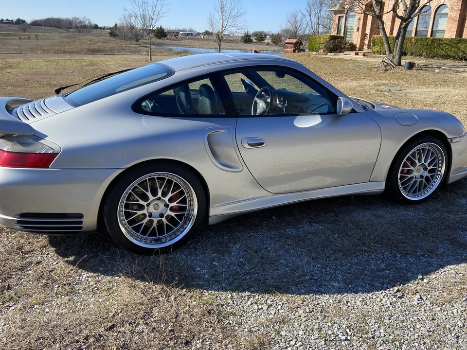 2002 Porsche 996 Turbo - Image 13 of 31