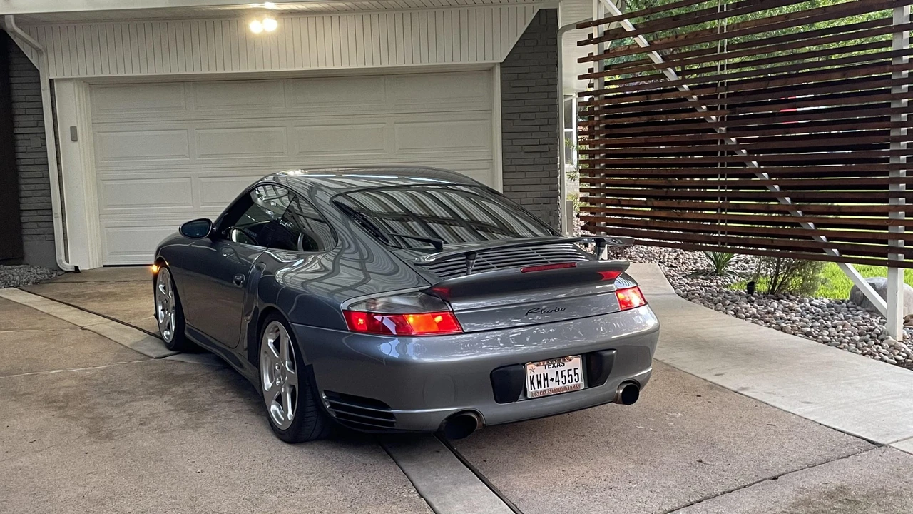 2002 Porsche 996 Turbo - Image 9 of 31