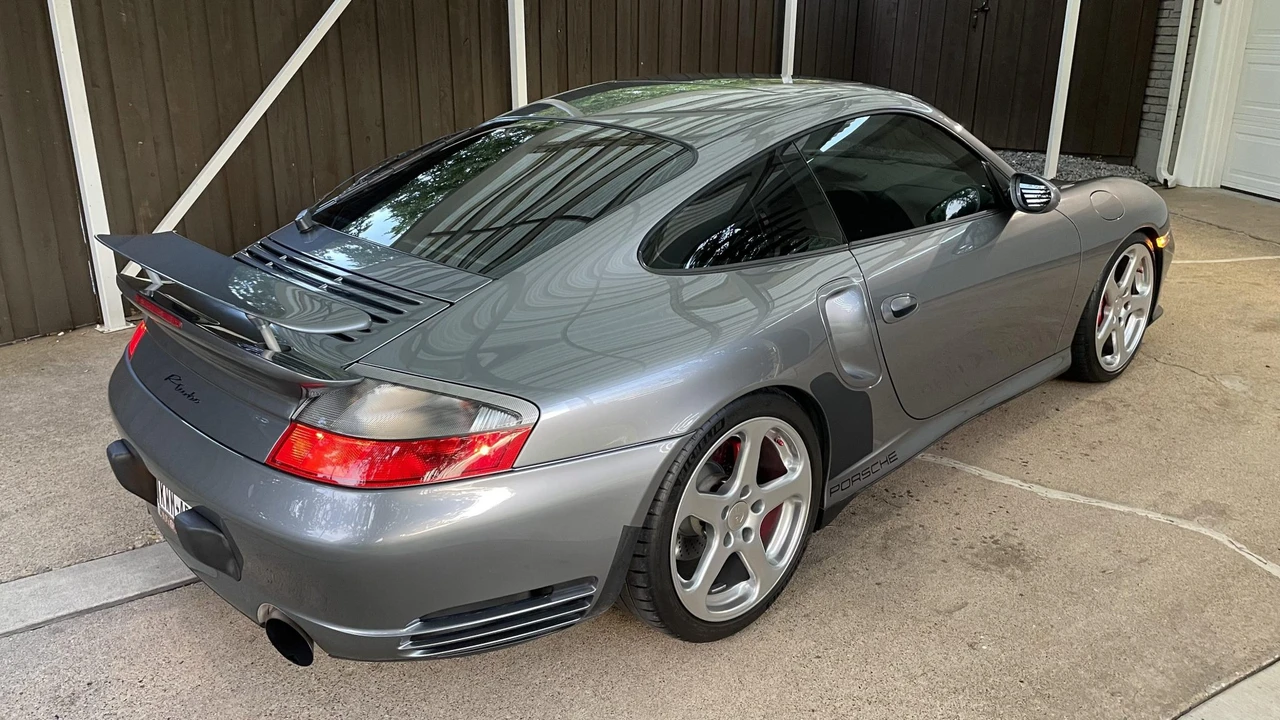2002 Porsche 996 Turbo - Image 17 of 31