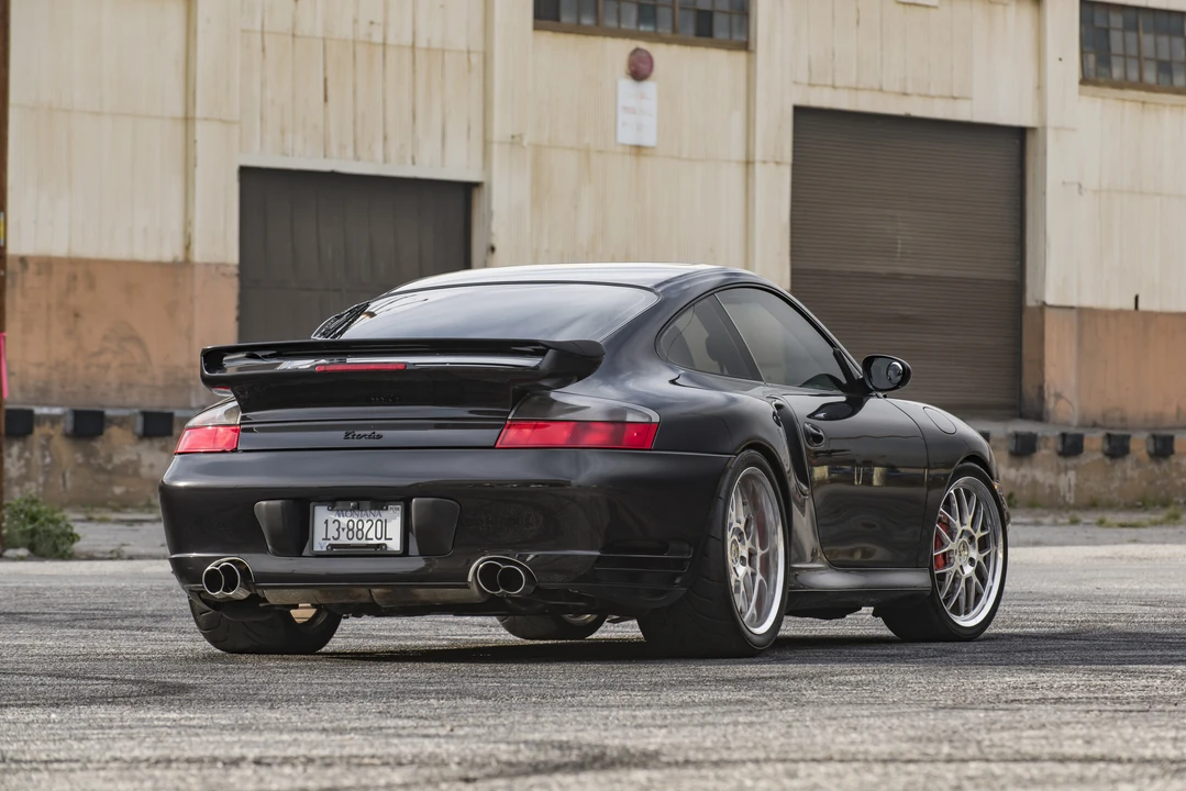 2002 Porsche 996 Turbo - Image 12 of 31