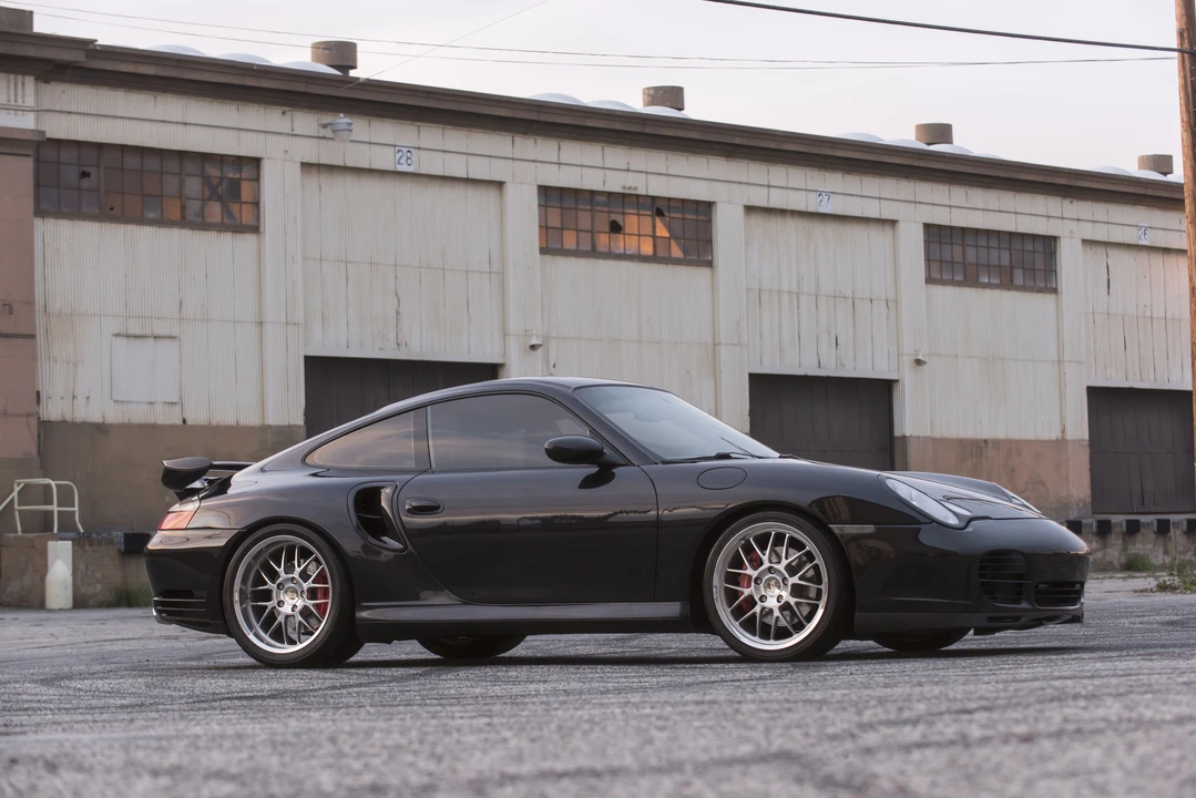 2002 Porsche 996 Turbo - Image 7 of 31