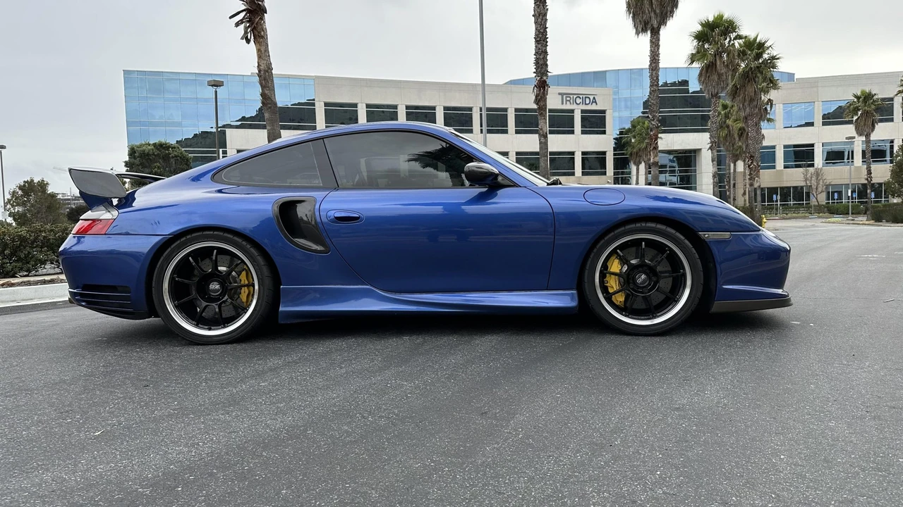 2002 Porsche 996 Turbo - Image 16 of 31
