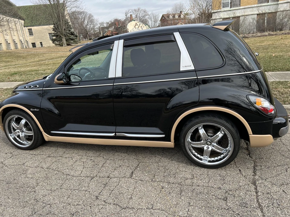 2003 Chrysler PT Cruiser - Image 18 of 31
