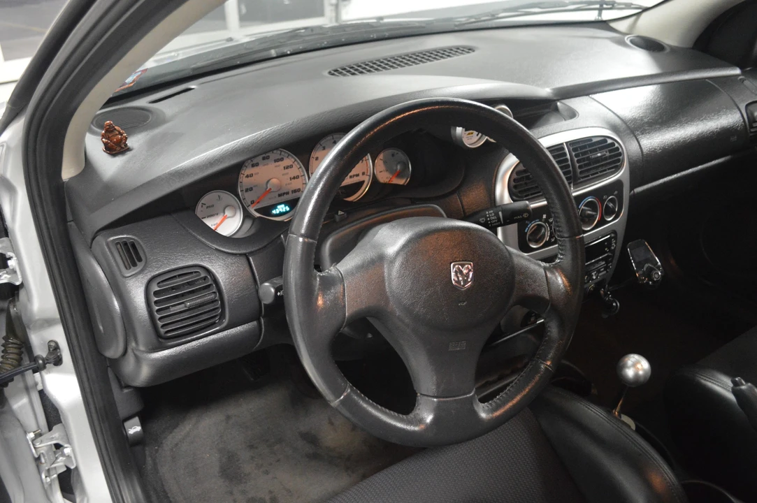 2003 Dodge Neon SRT-4 - Image 18 of 31