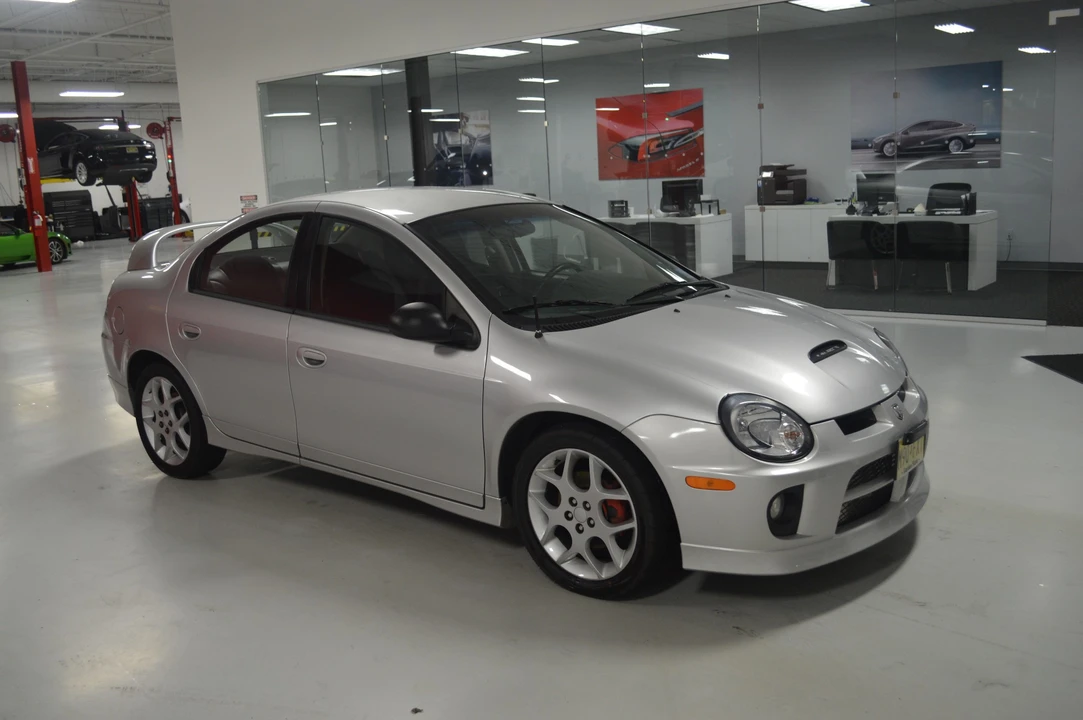 2003 Dodge Neon SRT-4 - Image 2 of 31