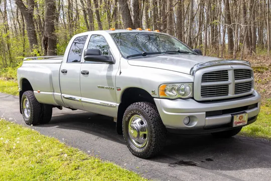 2003 Dodge Ram 3500 SLT Quad Cab Dually 4×4