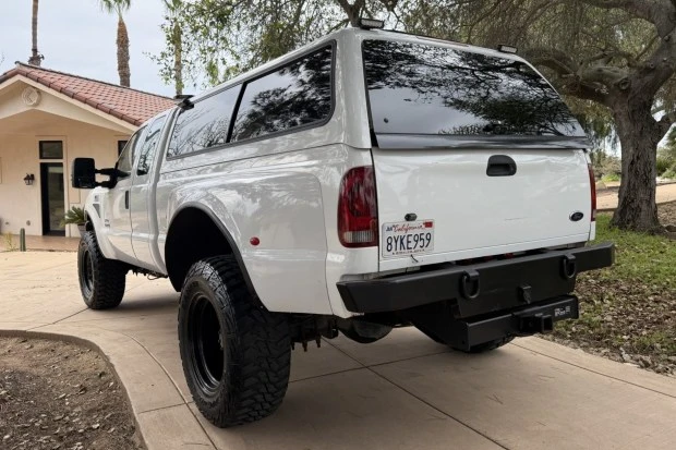 2003 Ford Super Duty 1st Gen - Image 2 of 8