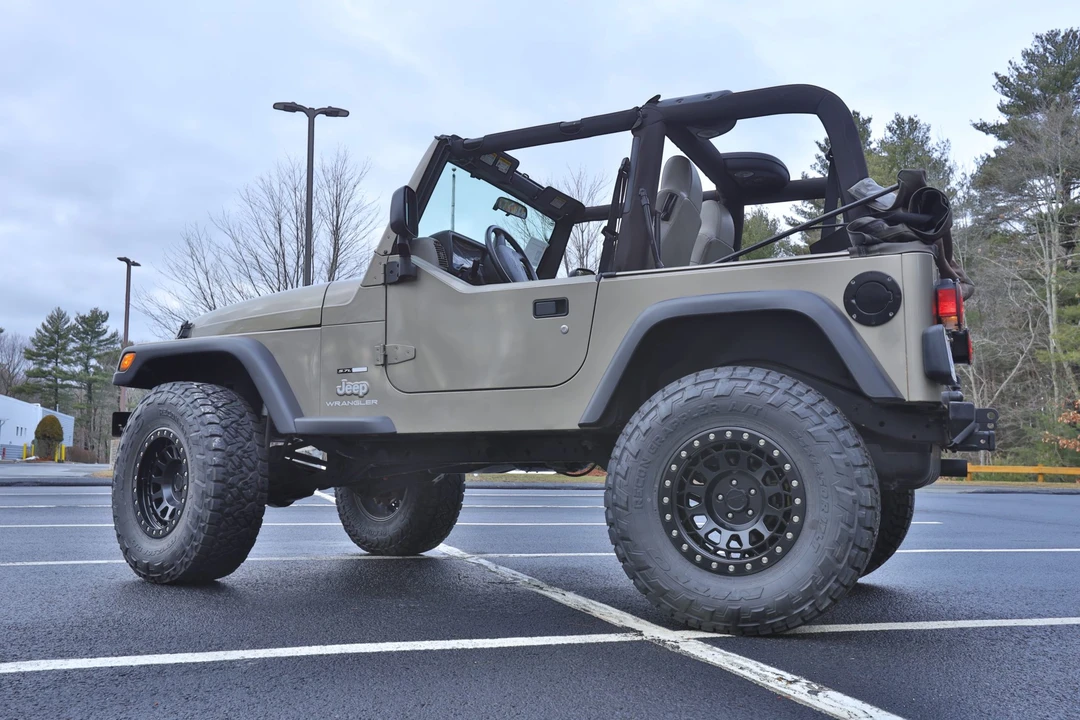 2003 Jeep TJ Wrangler - Image 25 of 31