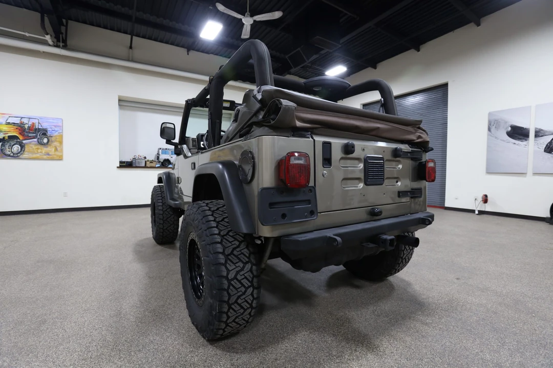2003 Jeep TJ Wrangler - Image 11 of 31