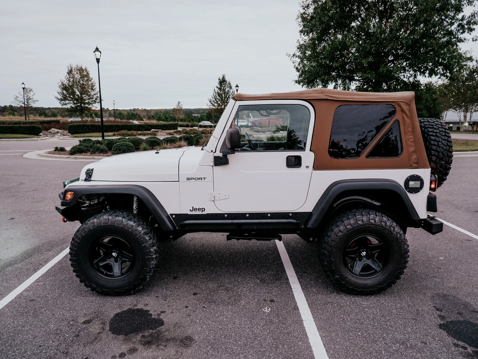 2003 Jeep TJ Wrangler - Image 18 of 31