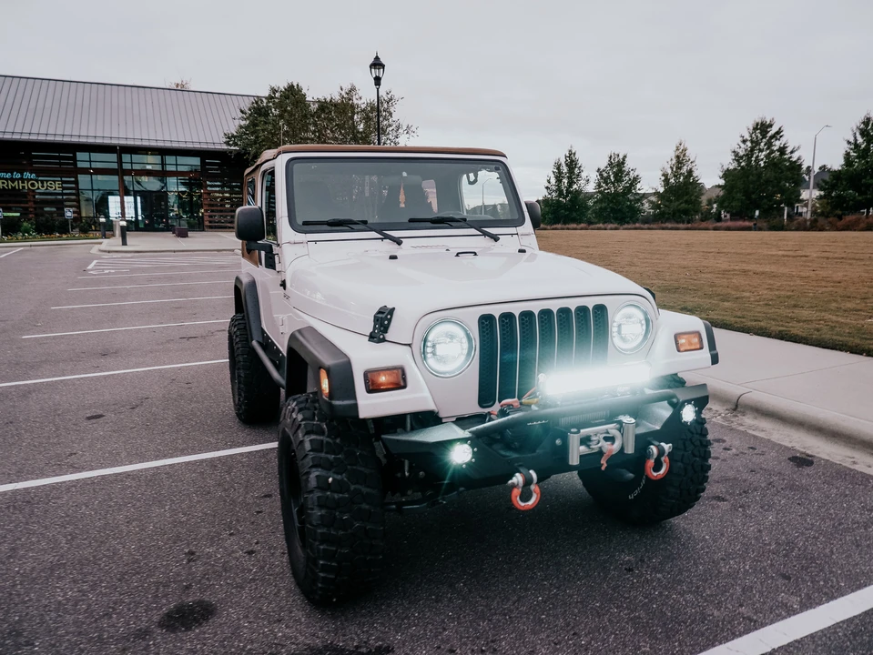 2003 Jeep TJ Wrangler - Image 28 of 31