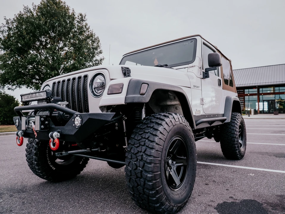 2003 Jeep TJ Wrangler - Image 10 of 31