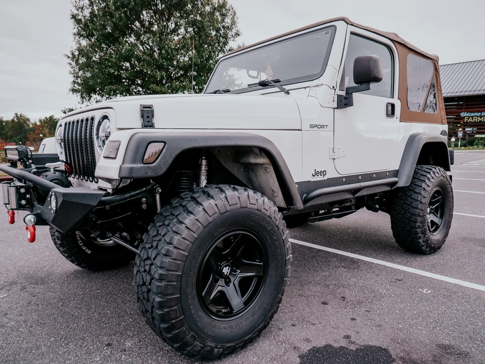 2003 Jeep TJ Wrangler - Image 11 of 31