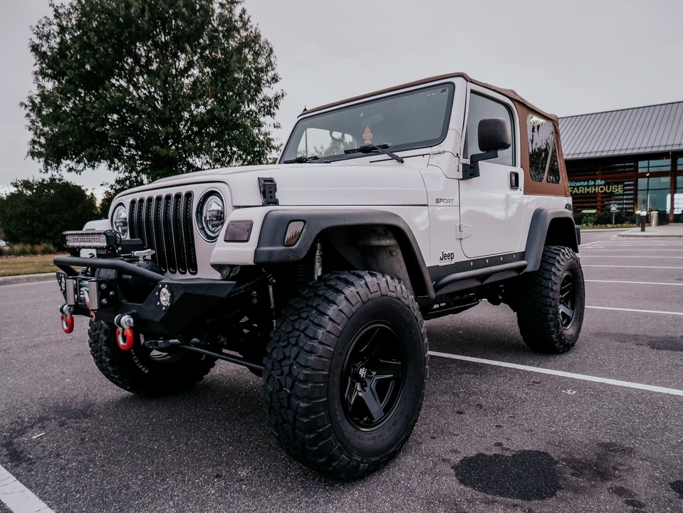 2003 Jeep TJ Wrangler - Image 12 of 31