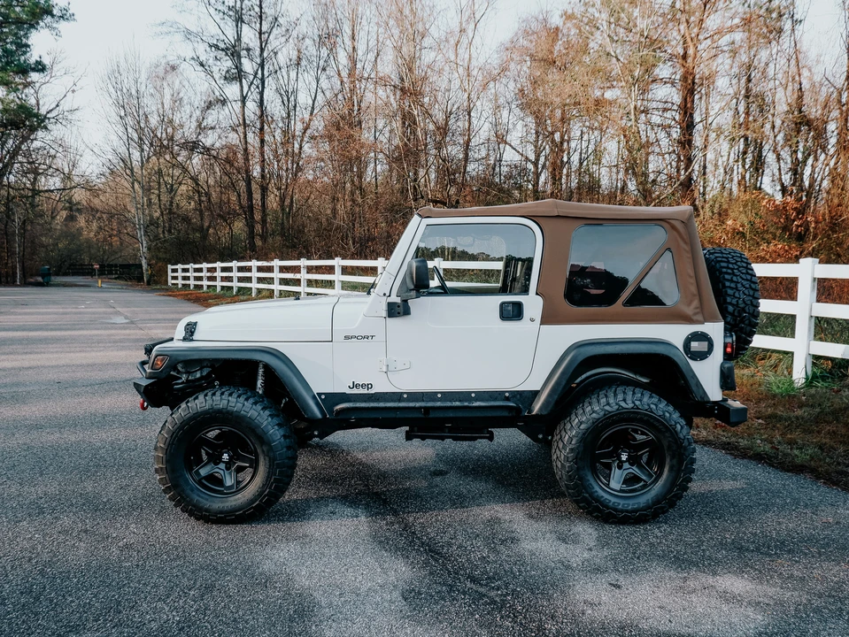 2003 Jeep TJ Wrangler - Image 17 of 31