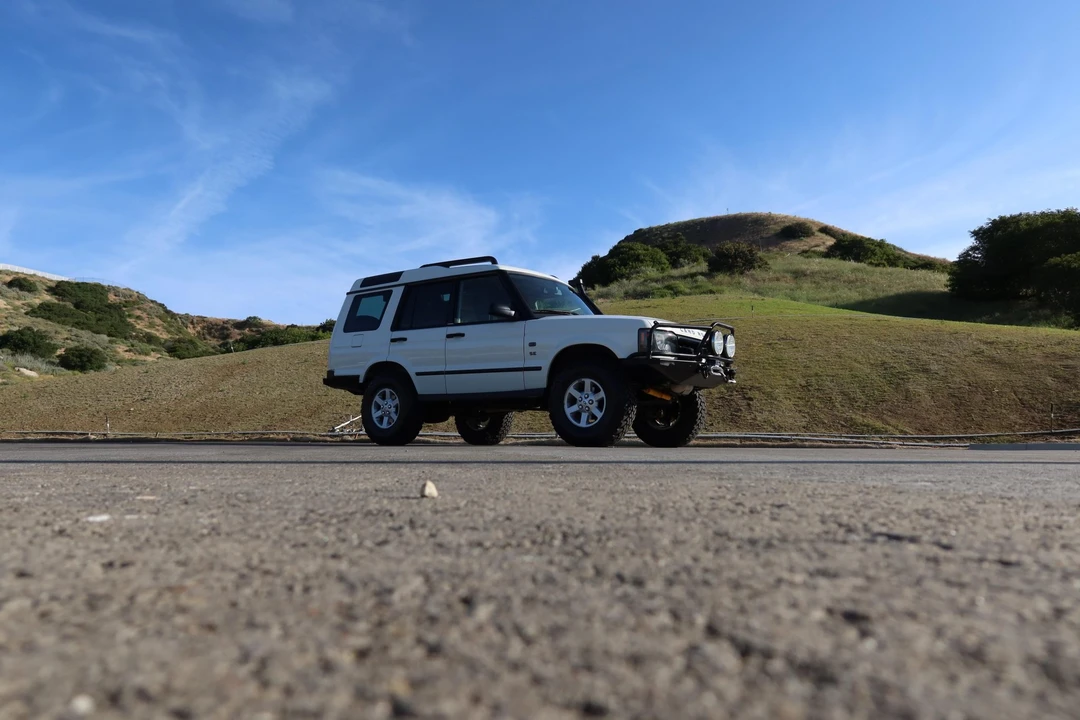 2003 Land Rover Discovery 2nd Gen - Image 2 of 31