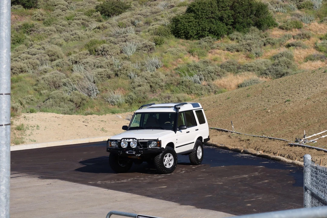 2003 Land Rover Discovery 2nd Gen - Image 11 of 31