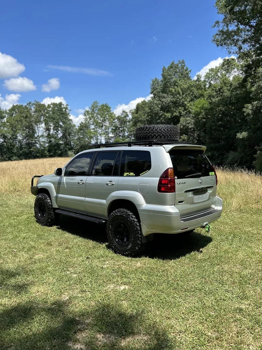 2003 Lexus GX 1st Gen - Image 9 of 31