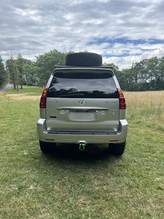 2003 Lexus GX 1st Gen - Image 10 of 31