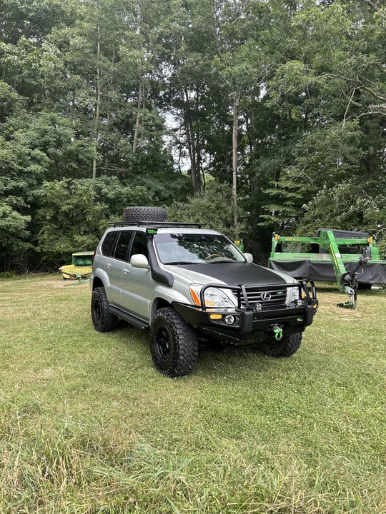 2003 Lexus GX 1st Gen - Image 18 of 31