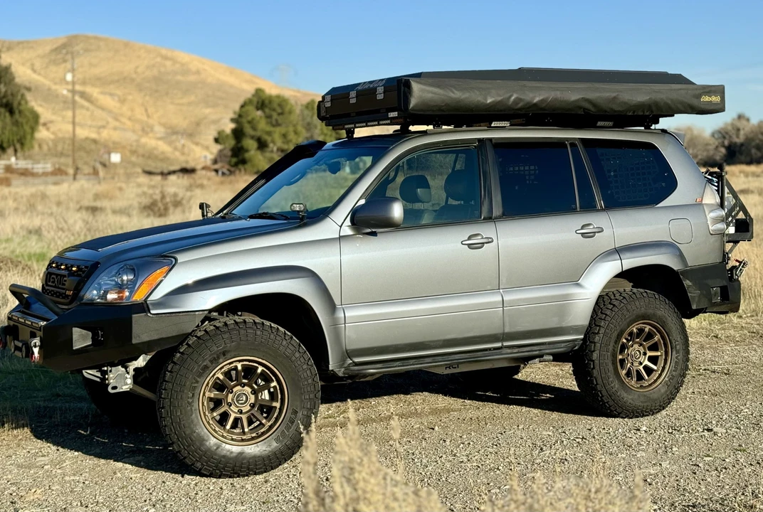 2003 Lexus GX 1st Gen - Image 23 of 31