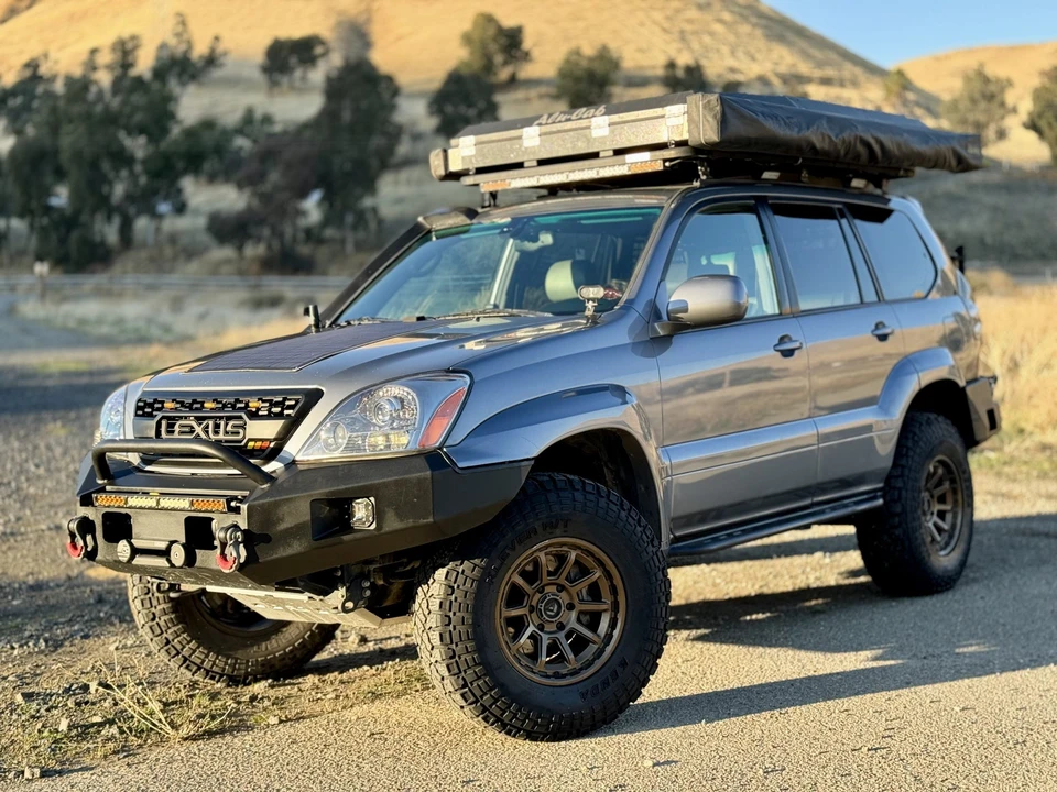 2003 Lexus GX 1st Gen - Image 19 of 31