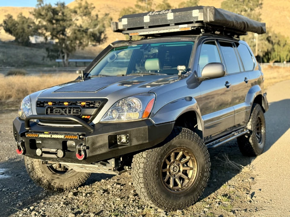 2003 Lexus GX 1st Gen - Image 17 of 31