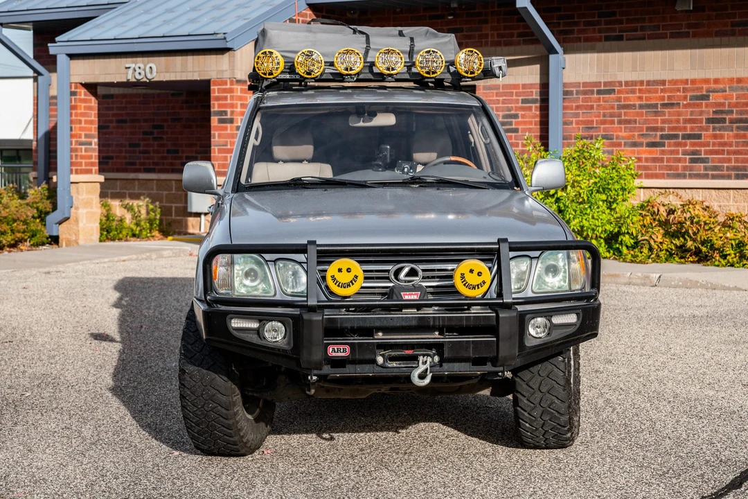 2003 Lexus LX 2nd Gen - Image 3 of 31