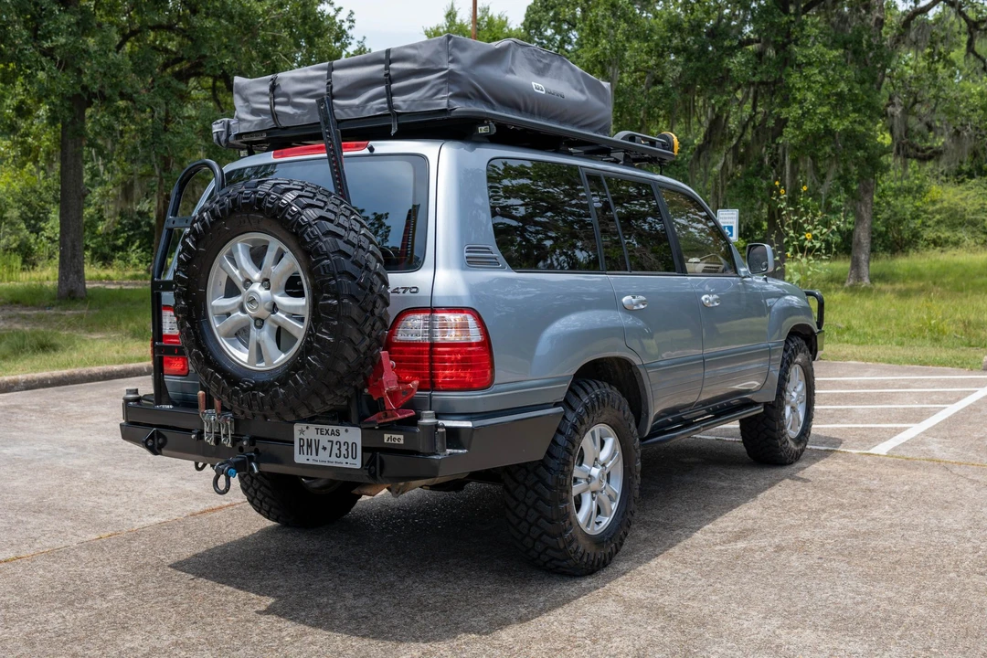 2003 Lexus LX 2nd Gen - Image 19 of 31
