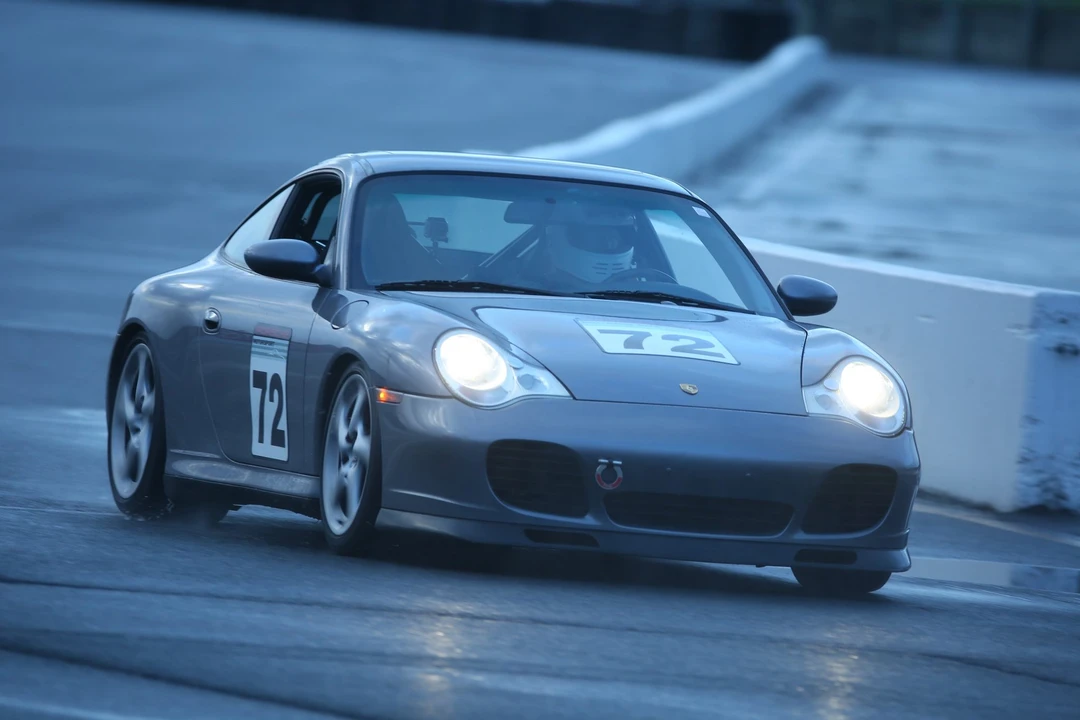 2003 Porsche 996 Carrera 4S - Image 16 of 31