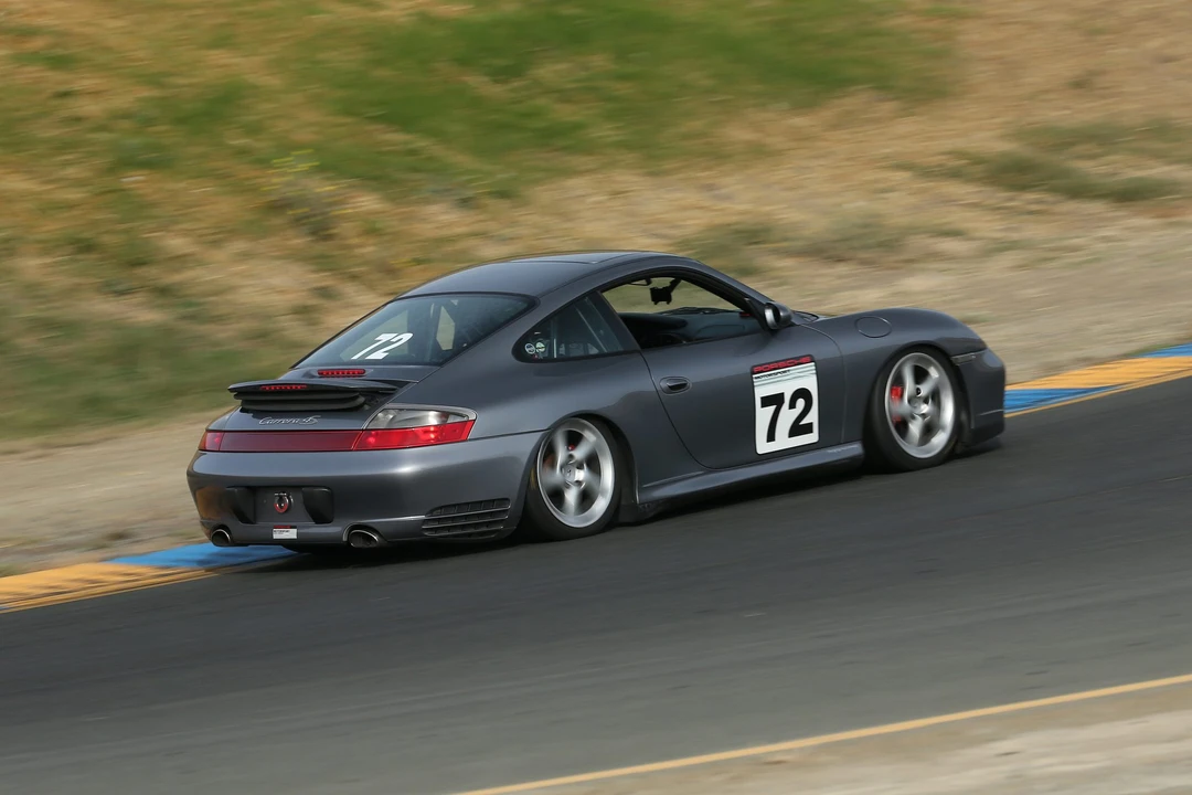 2003 Porsche 996 Carrera 4S - Image 12 of 31